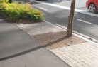 Pile Gullylandscaping-kerbs-and-edges-10.jpg; ?>