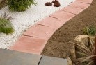Pile Gullylandscaping-kerbs-and-edges-1.jpg; ?>